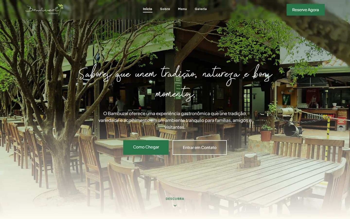Homepage of the Bambuzal Restaurante website, showing the restaurant terrace and navigation